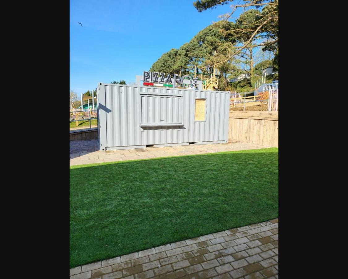 Вилла Exotic 3-Bed Caravan At Newquay Holiday Park Экстерьер фото